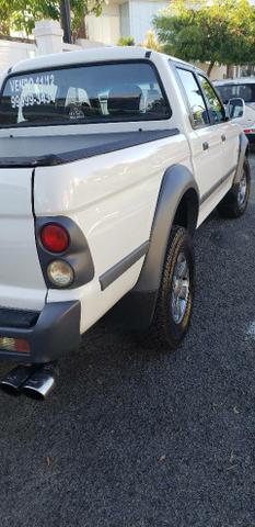 Mitsubishi l200 - Foto 2