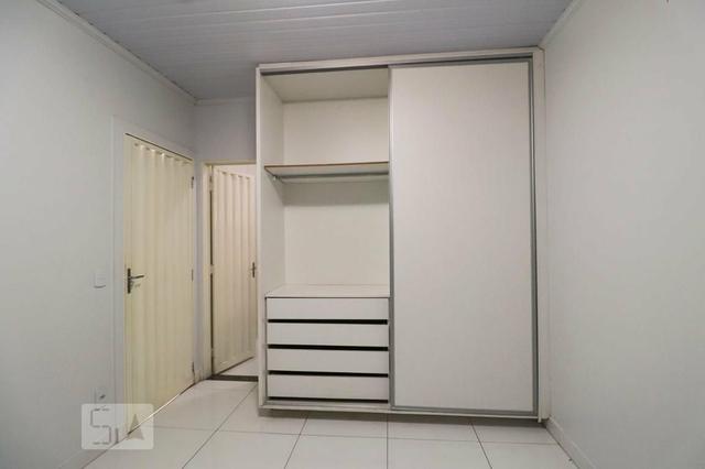 Kitnet Sudoeste 650,00 - Garagem coberta e interfone - Foto 9