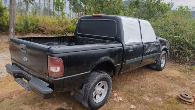 Sucata Ford Ranger 2.8 4x4 2005 Manual Preta - Foto 3