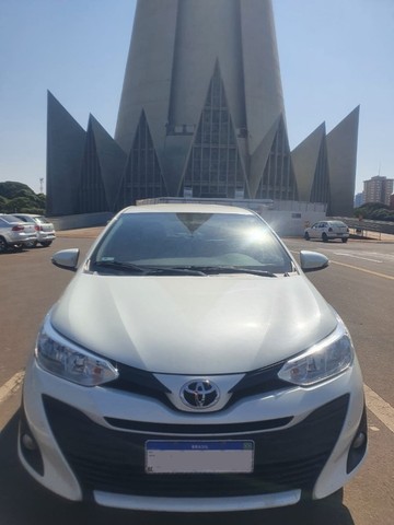 YARIS XL SEDAN 1.5 FLEX 16V 4P AUTOMÁTICO