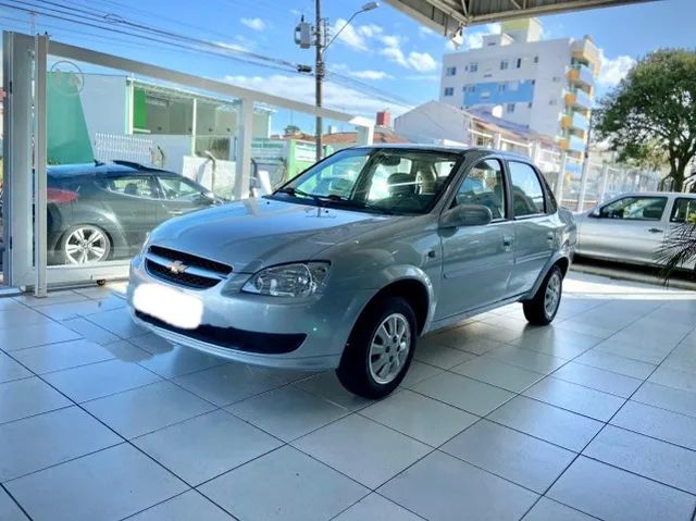 GM - Chevrolet Corsa Sedan Classic Life 1.0 Prata 2009 - Campo Grande