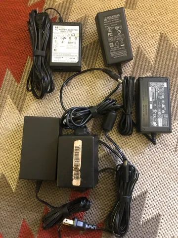 Fontes com tensões e correntes variadas - Foto 3