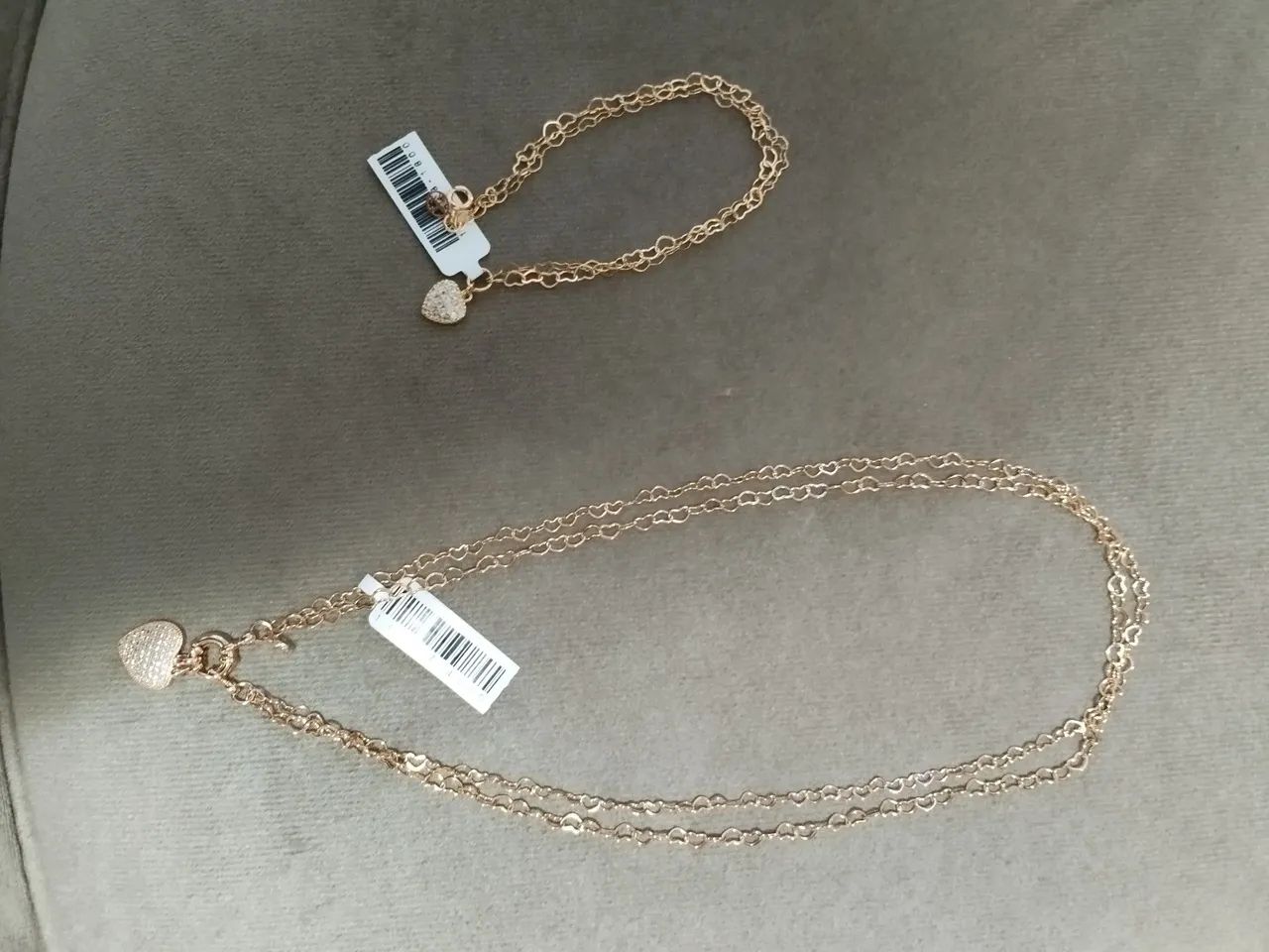 Lindo conjunto em zircônias  - Foto 5