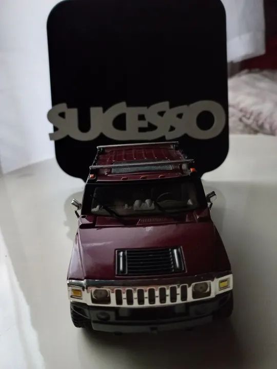 Carrinho de metal da maisto 1:27 Hummer HC2  - Foto 4