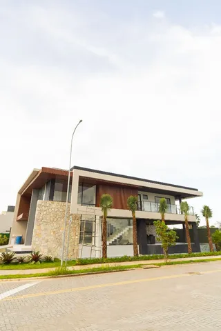 Mansão de esquina no Vert Natureza Condominio no coração do Eusebio