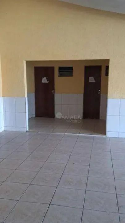 Casa à venda com 3 quartos, 3 salas, 2 cozinhas, 1 despensa, 4 banheiros - Foto 5
