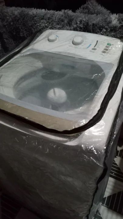 Máquina de Lavar Electrolux 15 kilos funcionando  - Foto 6