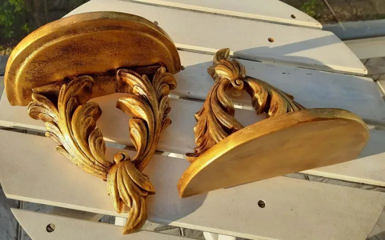 par de peanha oratório suporte para imagem ou santo ou vaso antigo - Foto 3