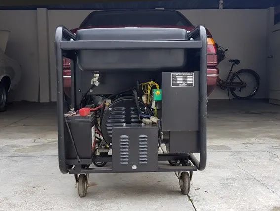 Gerador Toyama 10,5 kVA 110/220V - Foto 2