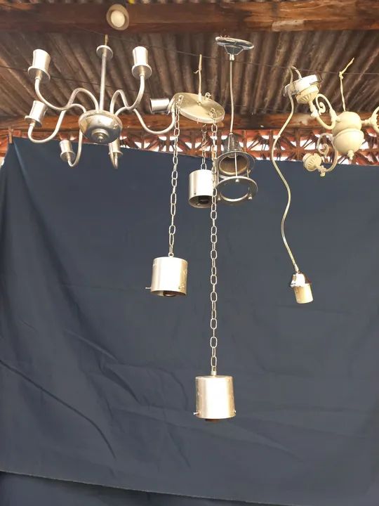 5 luminárias antigas no estado  - Foto 5