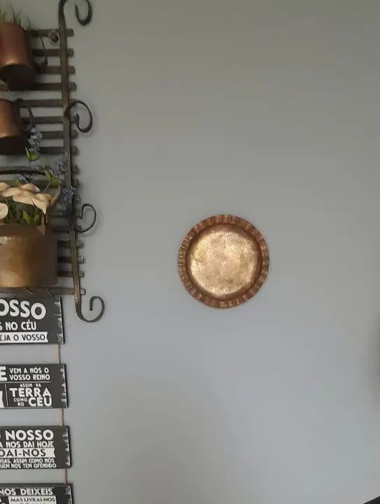 Bandeja de cobre e bronze antiga com design arabesco - Foto 3