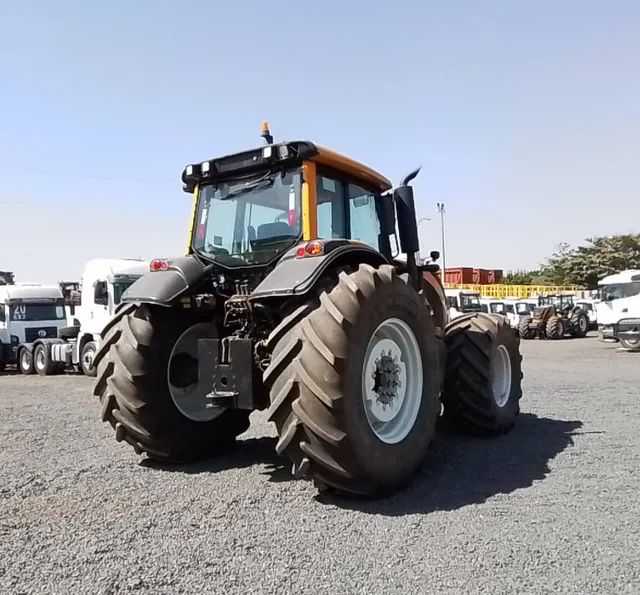 Trator Valtra BH224 ano 2021, 4x4, com apenas 865 horas, em MG - Foto 3