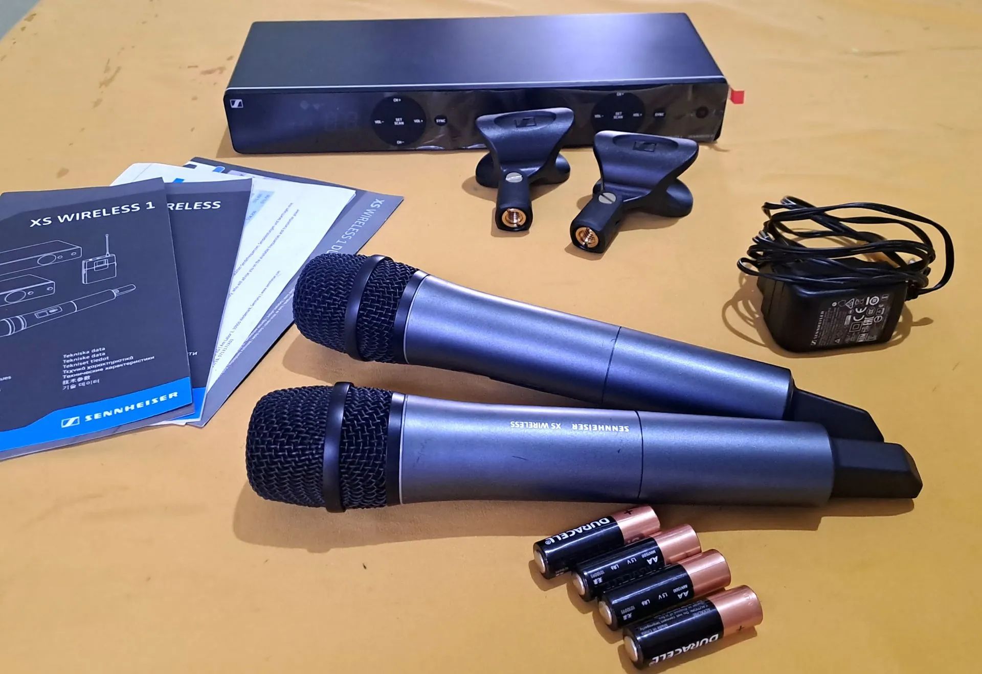 Microfone sem fio Sennheiser XS Wireless 1 Dual <br>com cápsula e835 - Foto 4