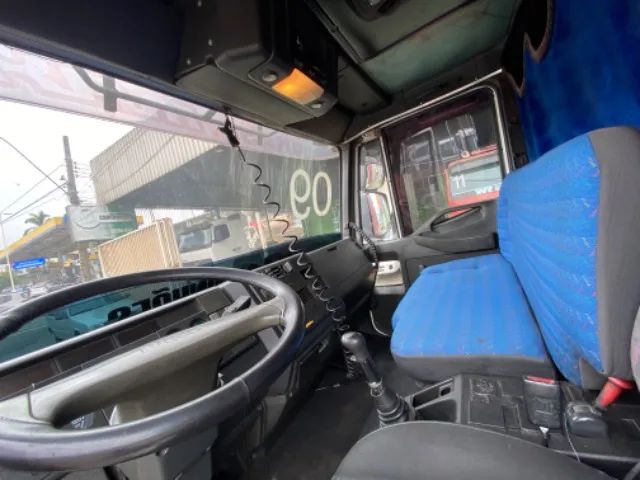 Iveco 230e24 - Foto 9