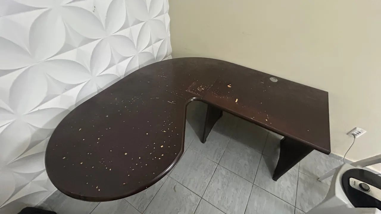 Mesa em L para escritório
