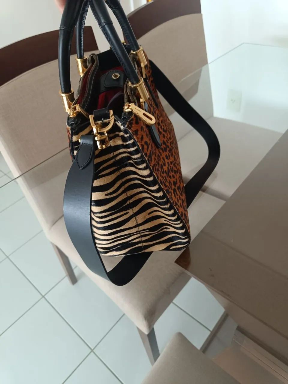 Bolsa de mão animal print - Foto 2