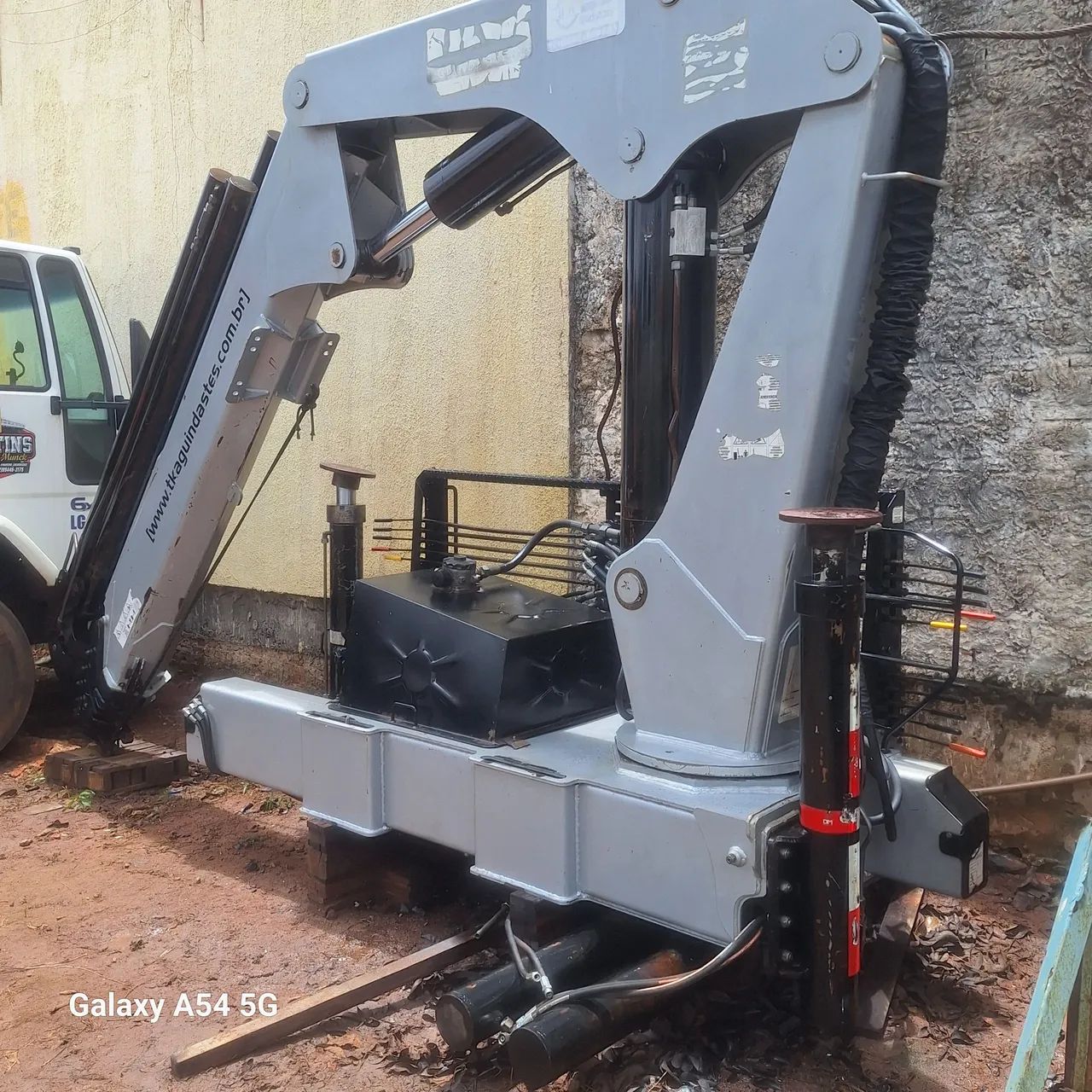 Guindaste Hidráulico Usado - Foto 2