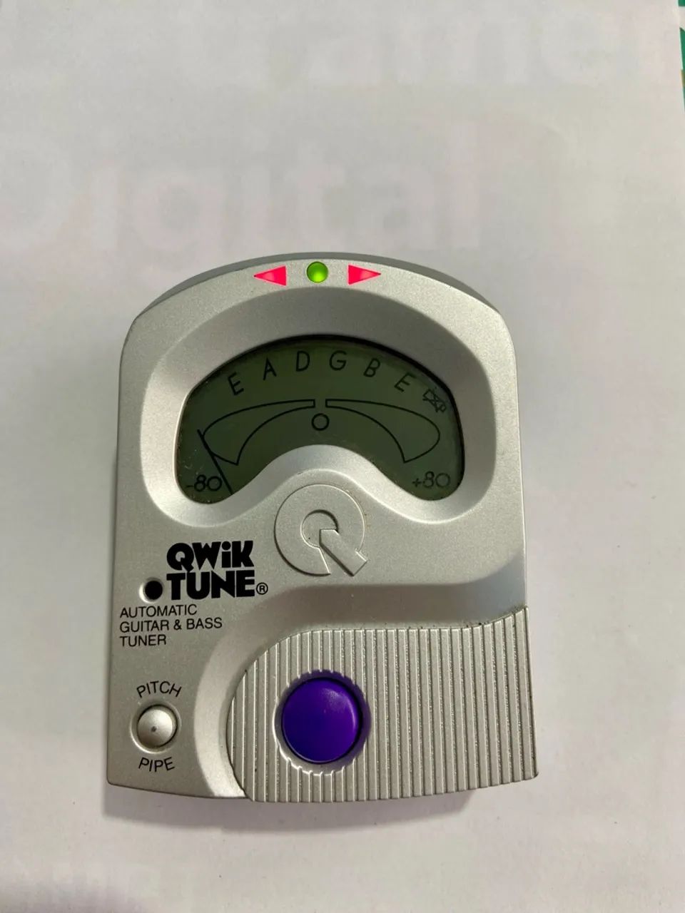 QWIK Tune QT-11 - Guitar/Bass Tuner64750425659393120