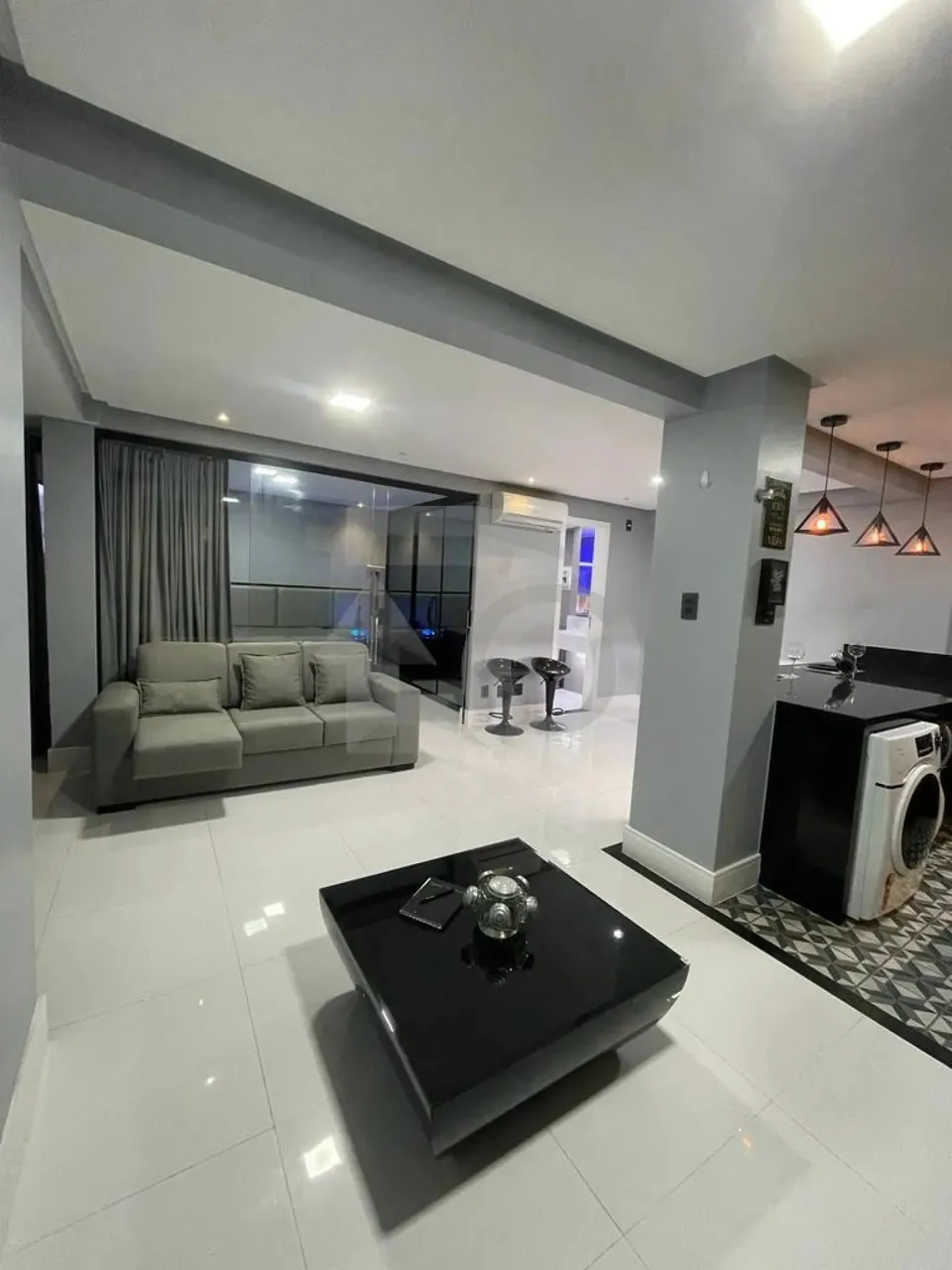 Apartamento no Residencial Maria Fernandes com Móveis Planejados, Garagem e Mais.
