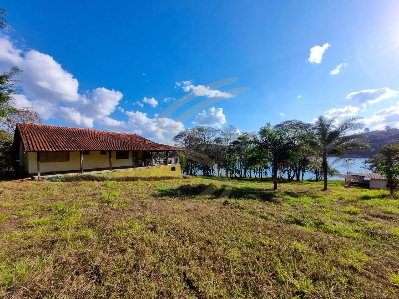 Casa à venda, 3 quartos, 1 suíte, 4 vagas, Represa - Caconde/SP - Foto 2