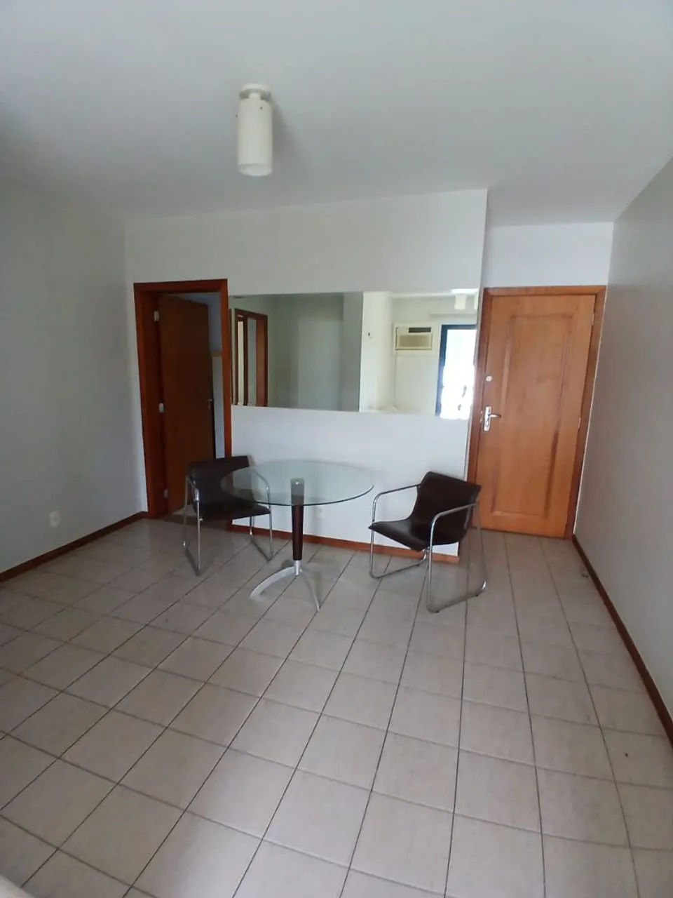 // Apartamento mobiliado no Vieiralves 