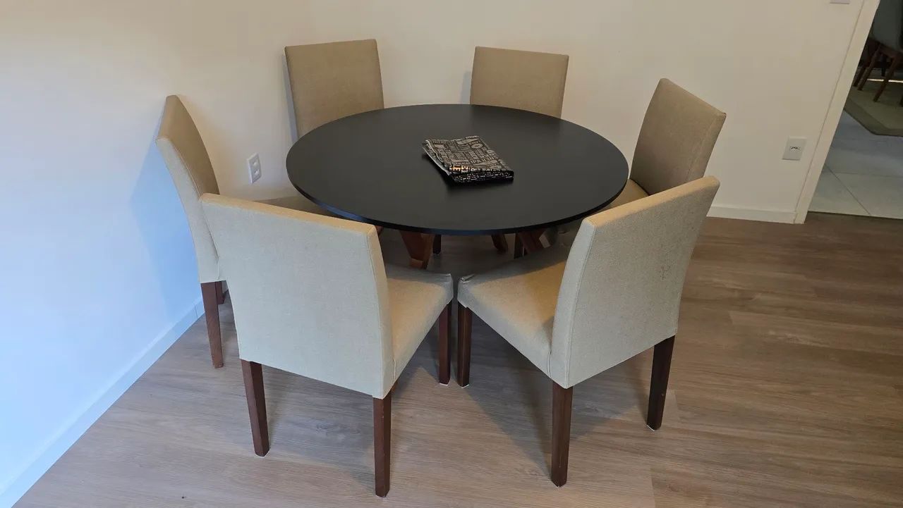 Mesame de Jantar redonda 6 lugares, madeira maciça 64374836935810120