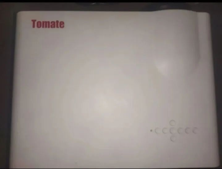Projetor Tomate modelo:MPR 3000 - Novo, aceito propostas