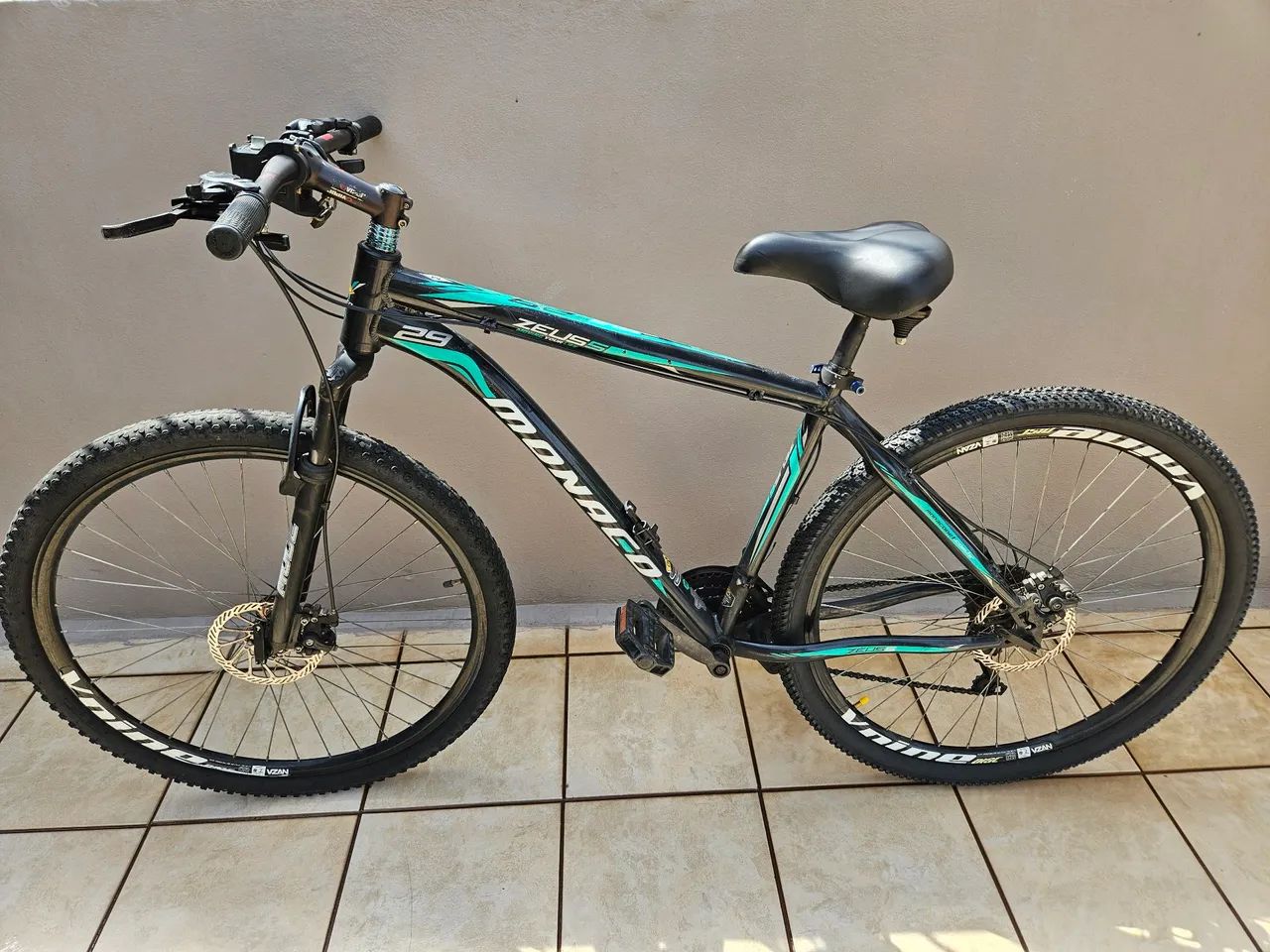 Bicicleta Monaco Zeus 29