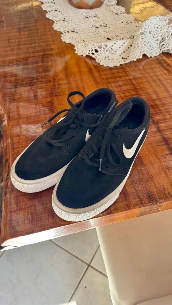Tenis Nike
