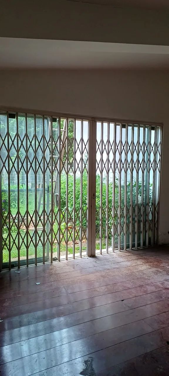 PORTA PANTOGRAFICA GRANDE EM ÓTIMO ESTADO DE CONSERVAÇÃO E FUNCIONAMENTO //// R$3000,00