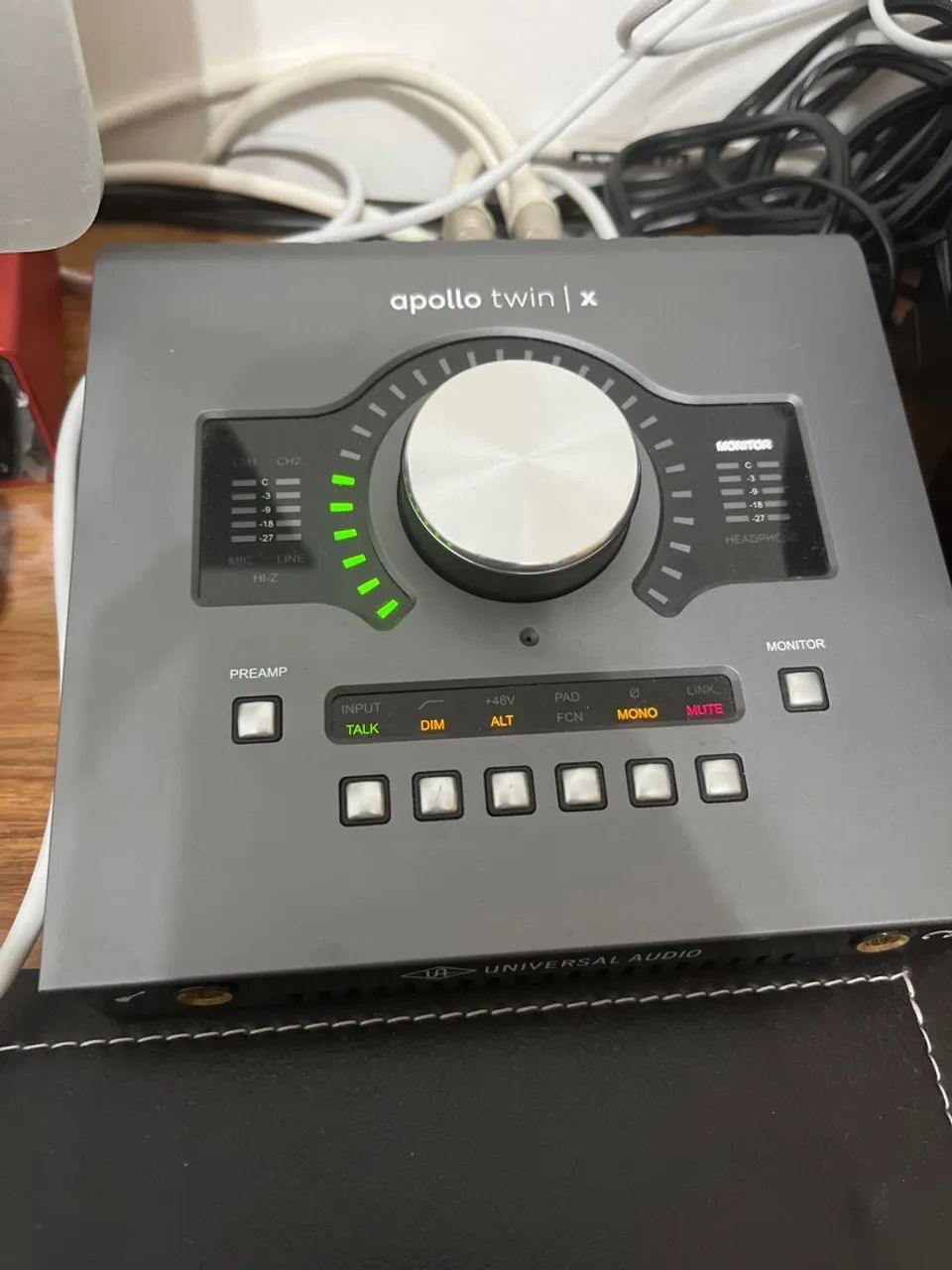Apollo Twin X - Universal Áudio (Impecável com 16 Plugins) 