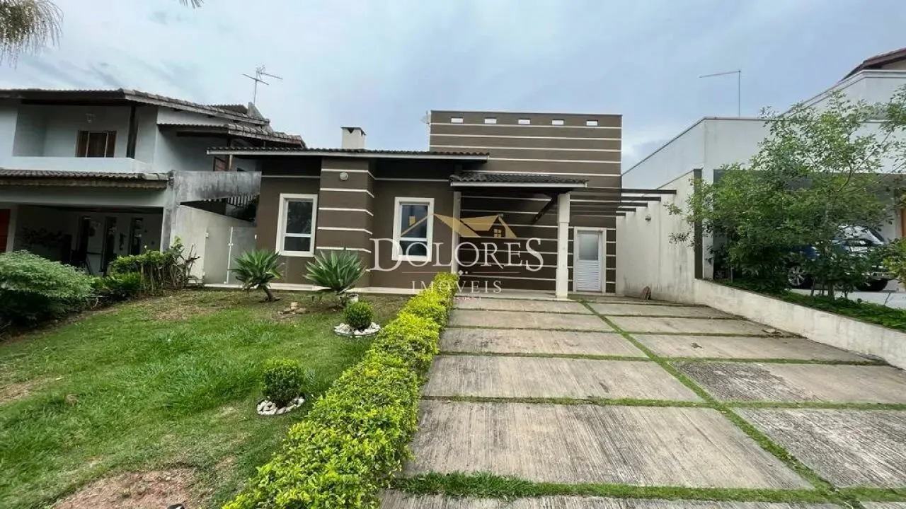 Casa térrea com 3 suítes