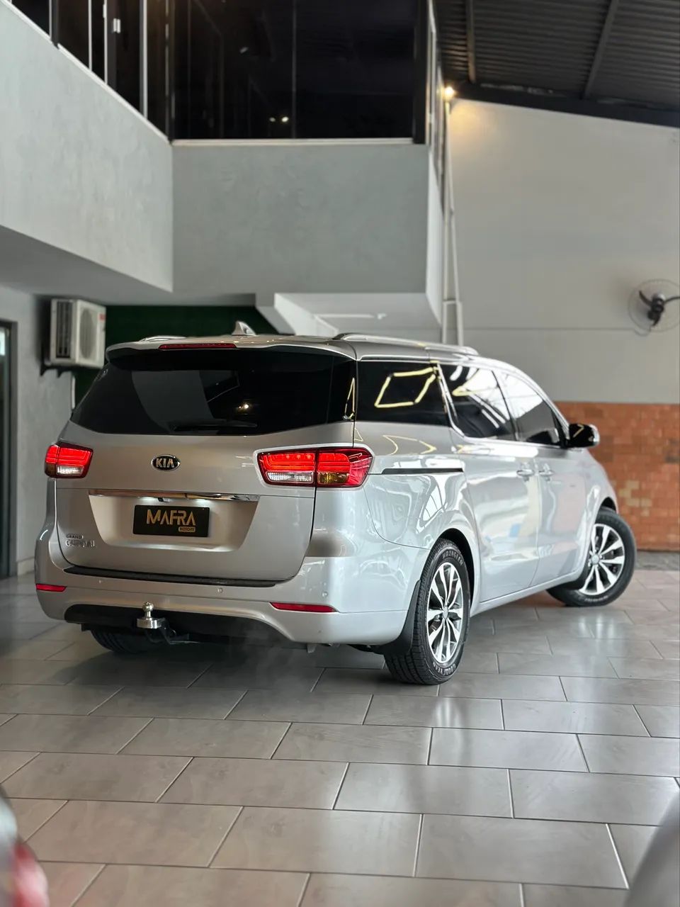 Kia Motors Grand Carnival Usados e Novos