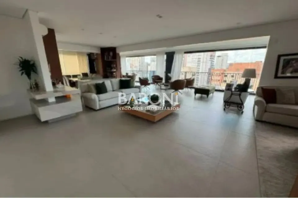 Baroni Imóveis, imobiliária em Moema, especializada em compra e venda de imóveis residenci
