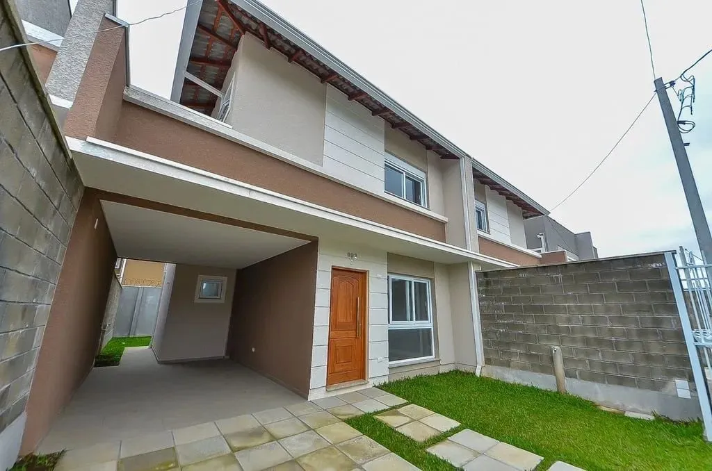 Casa à venda em Curitiba, Xaxim, com 4 quartos, 184,62m²