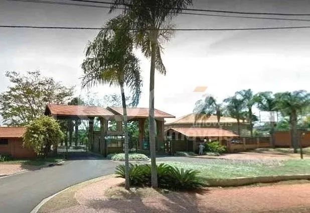Terreno no Condomínio Ipê Roxo no bairro Vila do Golf, em Ribeirão Preto.