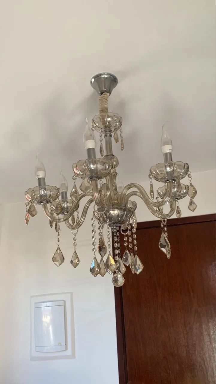 Lustre de Cristal Elegante e com controle 