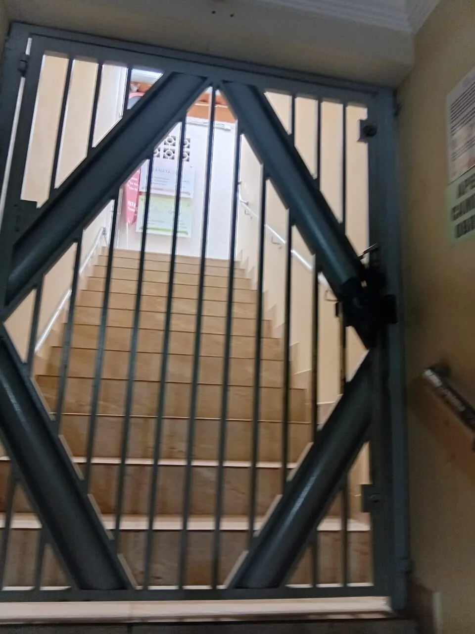 Sala para alugar no bairro Vila Iolanda(Lajeado) - São Paulo/SP, Zona Leste