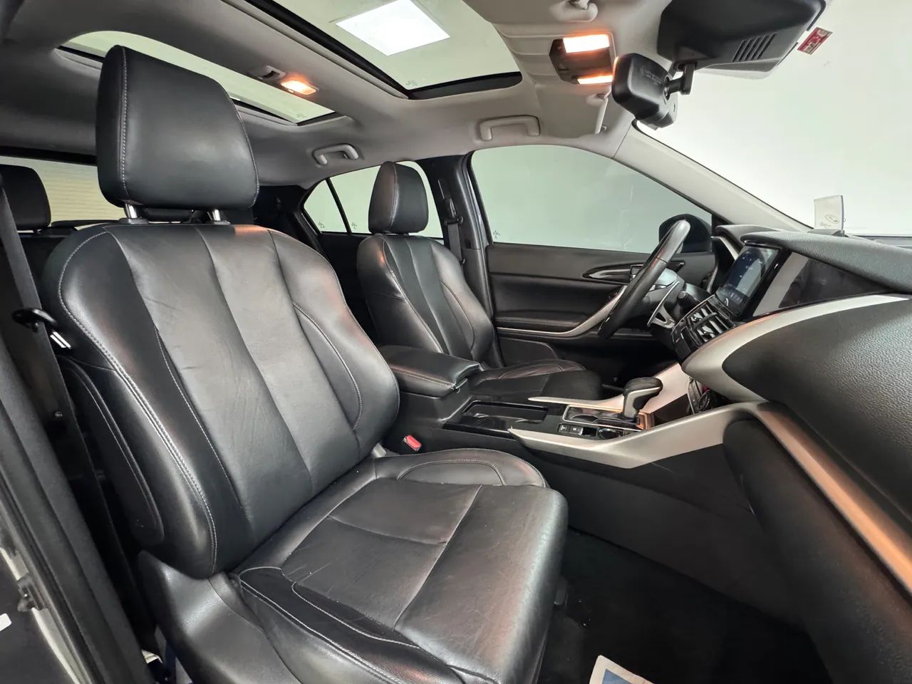 $ Mitsubishi Eclipse Cross HPE-S 1.5 16V 165cv Aut. 2023 - Foto 7