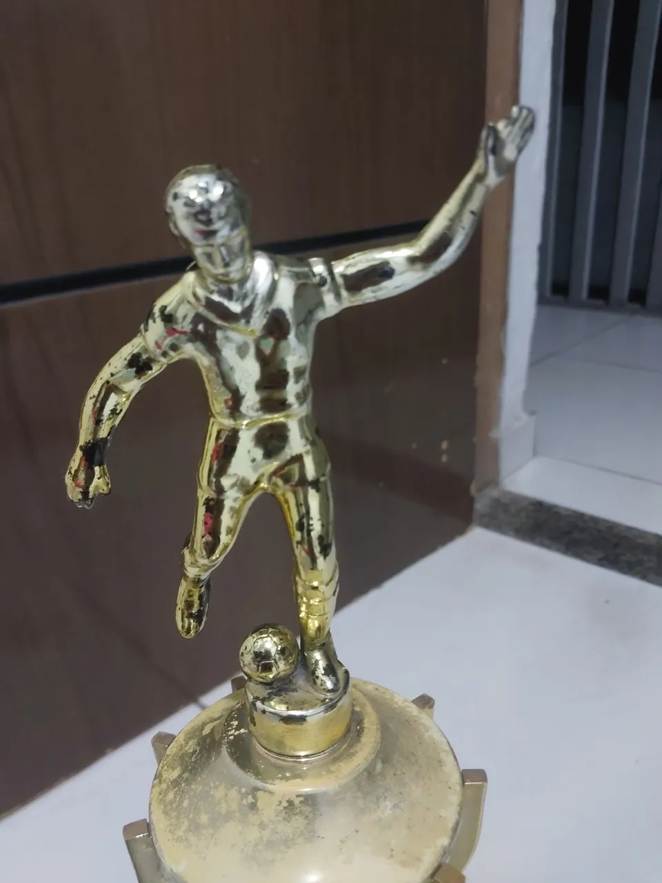Troféu de Futebol Dourado - Decore ou Presenteie