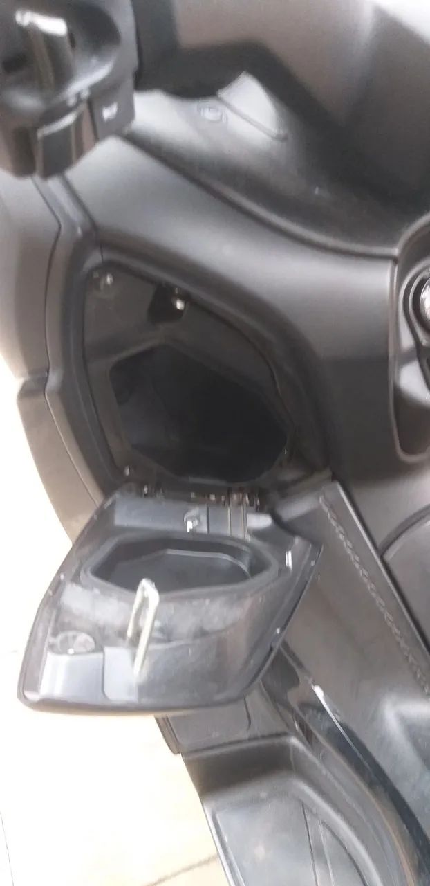Yamaha XMAX 250 Scooter - Foto 8