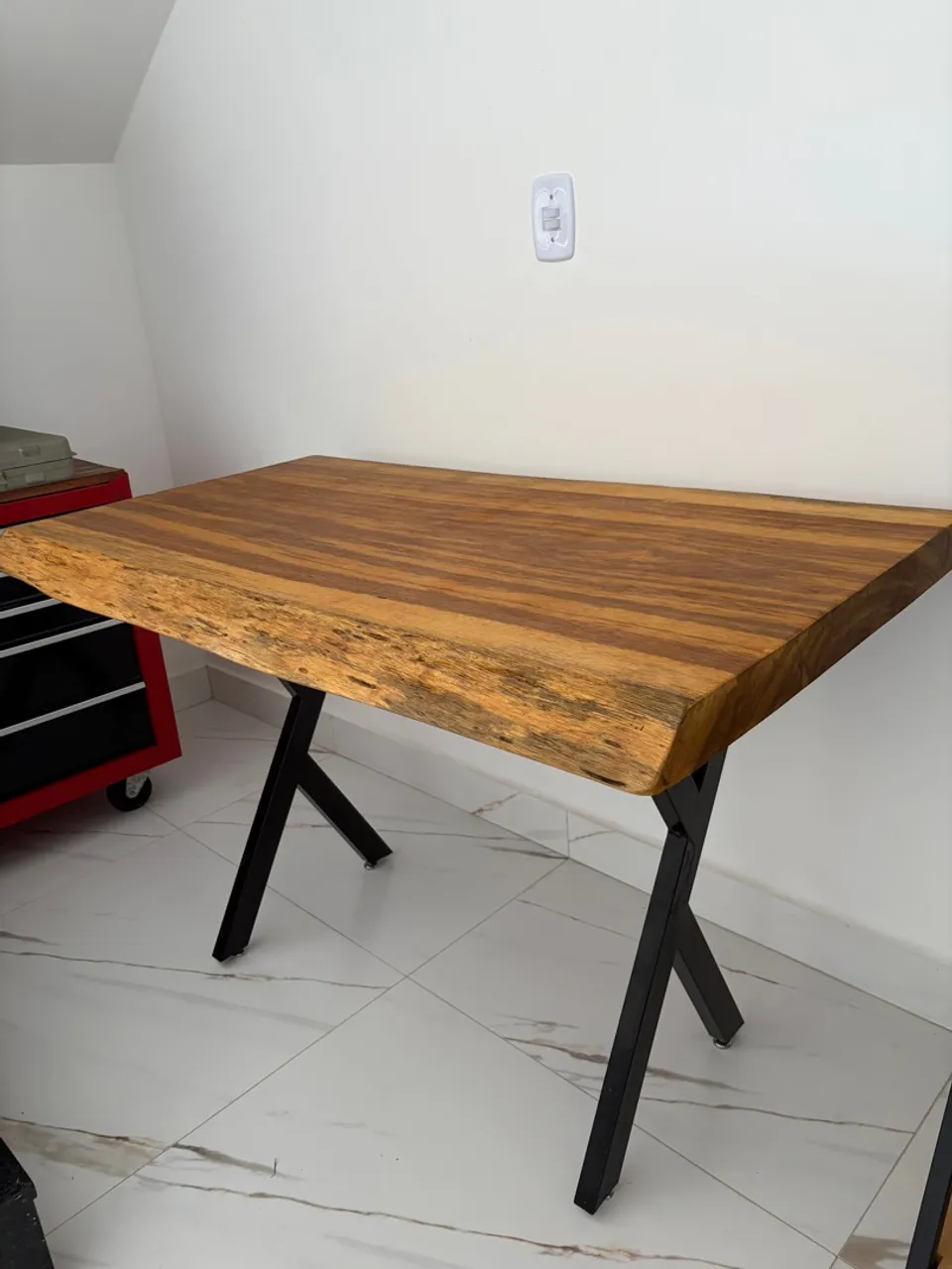 Mesa Madeira Peça inteira 1.25 x 73 7cm espessura