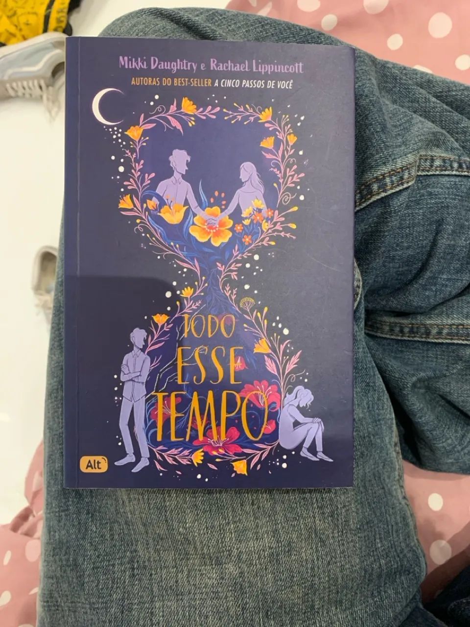 Livro Todo Esse Tempo - Mikki Daughtry e Rachael Lippincott