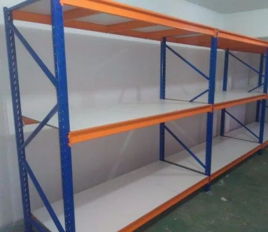 prateleiras /porta palete /balcão e carrinho de mercado