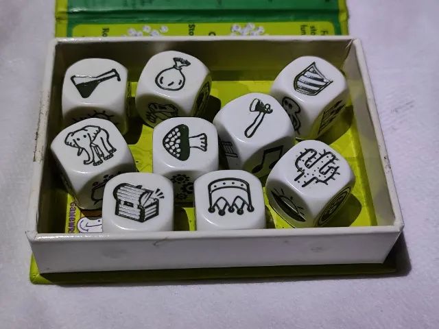 Rory?s Story Cubes Voyages Jogo De Dados Galapagos - Foto 4