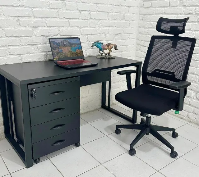 mesa preta 1,40 x 0,60m gaveteiro volante