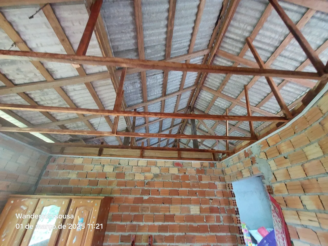 Trabalho  de pedreiro e pintor 