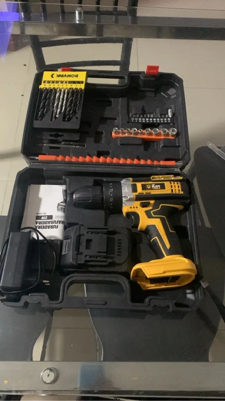 Vendo furadeira parafusadeira 