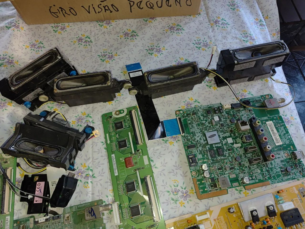 PLACAS DE TV E AUTO FALANTES OUTROS - Foto 2