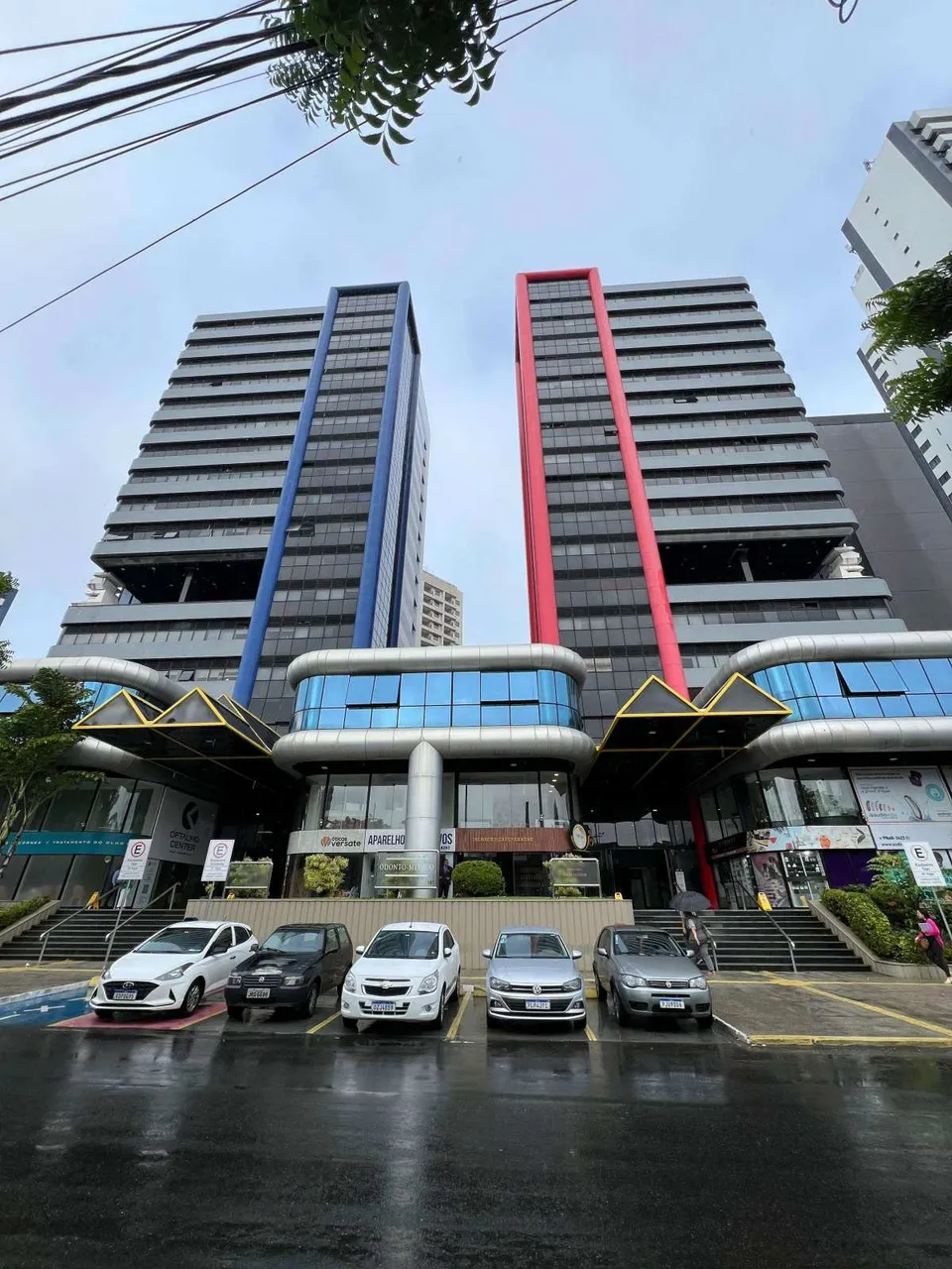 Sala Comercial Centro Odonto-Médico Itaigara 34m² Nascente Avenida ACM Oportunidade